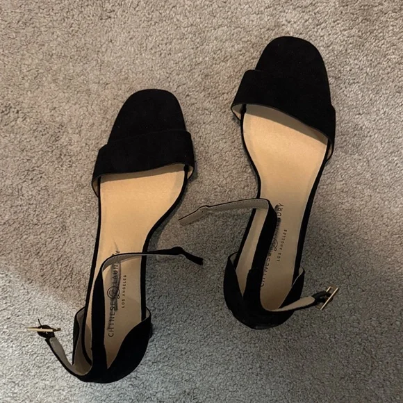 Chinese Laundry Black Heels - Picture 2 of 9